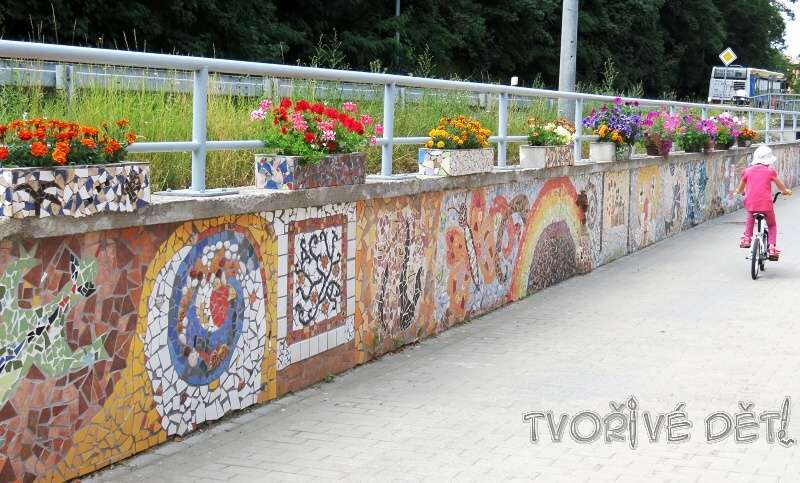 Mozaiková zeď v Brně-Líšni