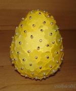 Zdobená velikonoční vajíčka z polystyrenu